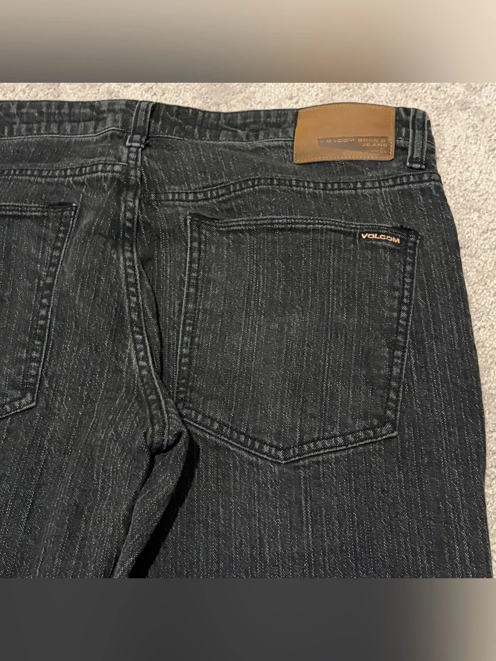 Volcom Solver Modern Straight Black Jeans Men’s Size 34x30 True To This